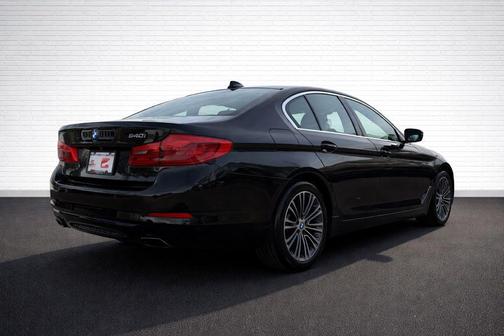Jet Black 2019 BMW 540 540i