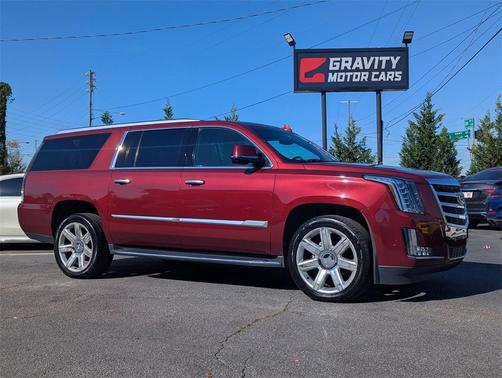 2018 Cadillac Escalade ESV Luxury
