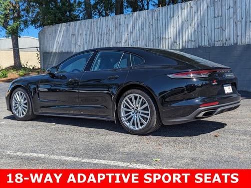 2021 Porsche Panamera Base