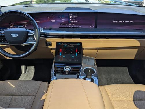 2025 Cadillac Escalade IQ Sport 2