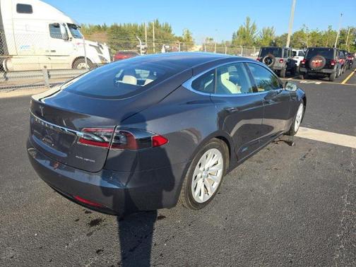 2019 Tesla Model S Long Range