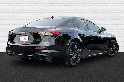 Nero 2021 Maserati Ghibli Base