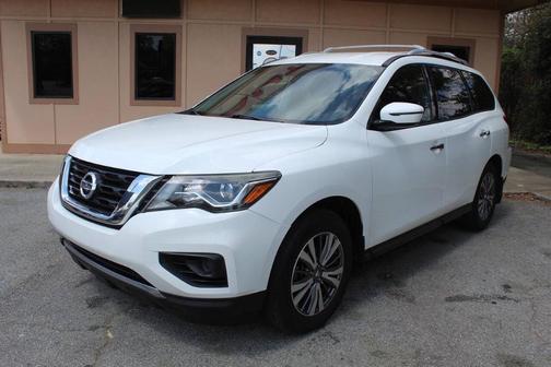 2019 Nissan Pathfinder S
