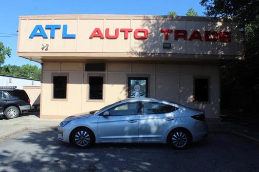 2019 Hyundai ELANTRA SE