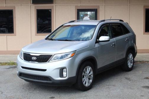 Silver 2015 Kia Sorento EX