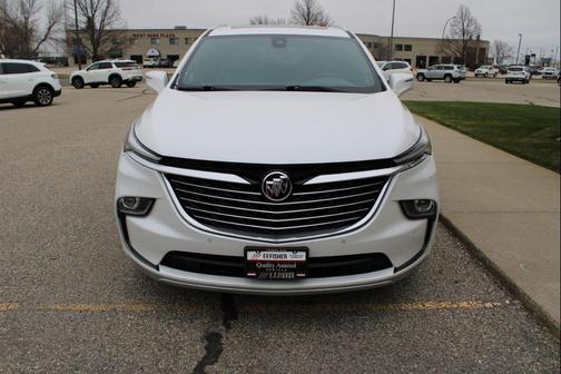 2023 Buick Enclave Essence AWD