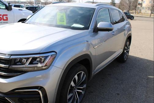 2022 Volkswagen Atlas Cross Sport 3.6L V6 SEL Premium R-Line