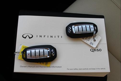 2024 INFINITI QX60 Luxe