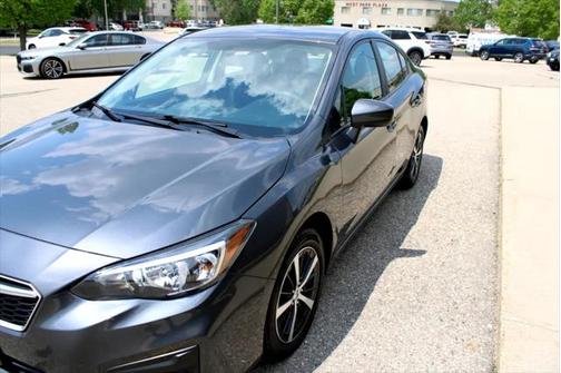 2019 Subaru Impreza 2.0i Premium