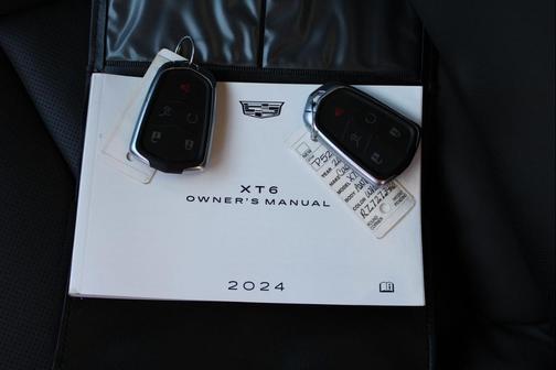 2024 Cadillac XT6 Premium Luxury AWD