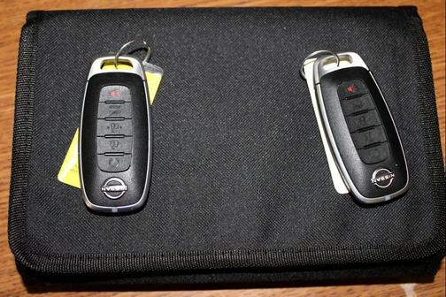 2023 Nissan Pathfinder SL 4WD