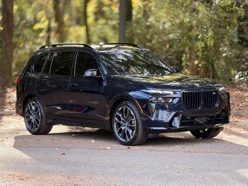 2025 BMW X7 M60I
