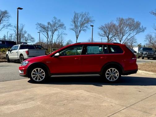 2018 Volkswagen Golf Alltrack TSI SE