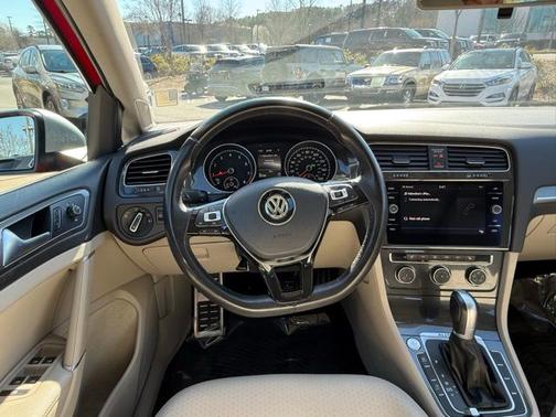 2018 Volkswagen Golf Alltrack TSI SE