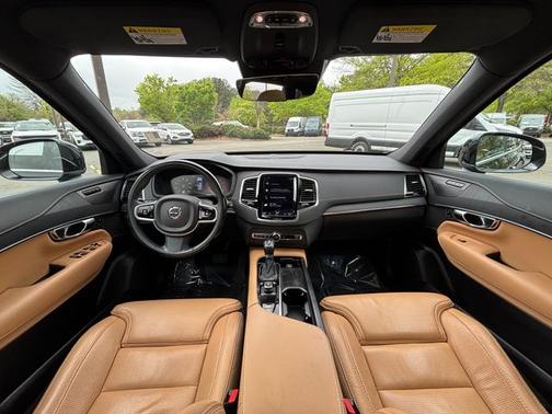 2022 Volvo XC90 T6 INSCRIPTION 7 PASSENGER