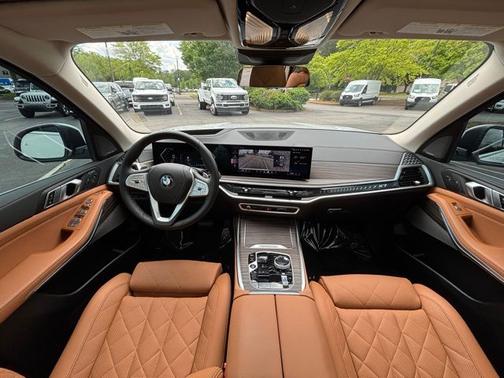 2024 BMW X7 XDRIVE40I