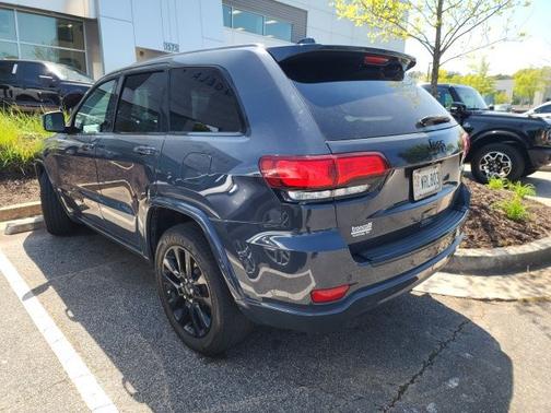2017 Jeep Grand Cherokee LAREDO