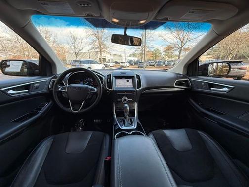 2018 Ford Edge SPORT