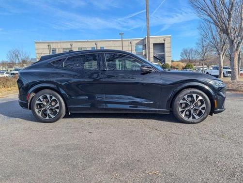 2022 Ford Mustang Mach-E PREMIUM