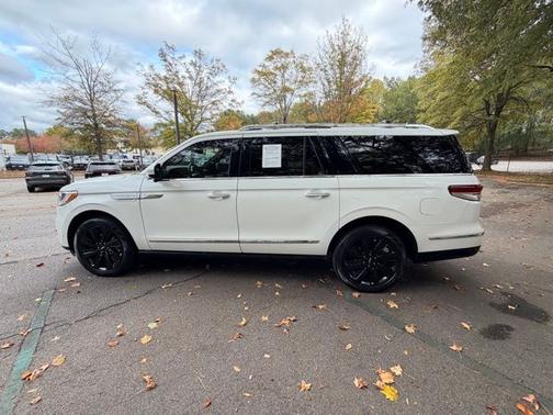 2022 Lincoln Navigator L L RESERVE