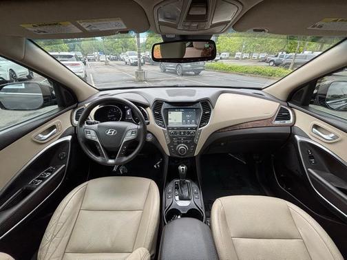 2017 Hyundai SANTA FE SE ULTIMATE