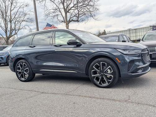 2024 Lincoln Nautilus RESERVE