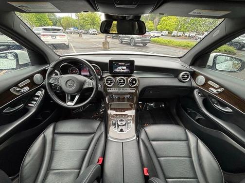 2019 Mercedes-Benz GLC 350e BASE 4MATIC