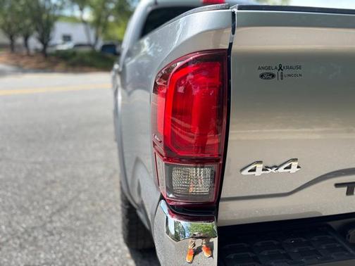 2018 Toyota Tacoma SR5