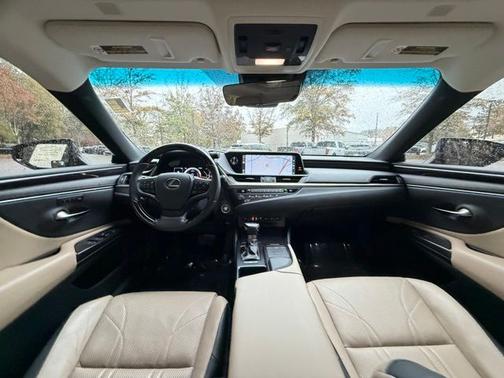 2019 Lexus ES 350