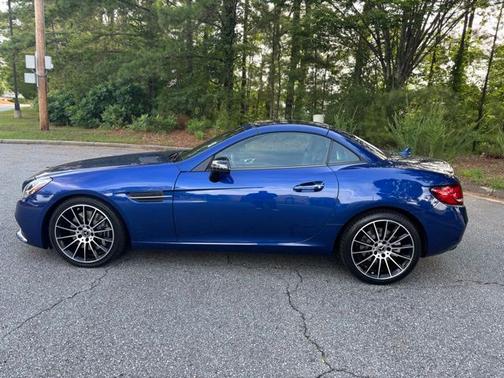 2020 Mercedes-Benz SLC 300 BASE
