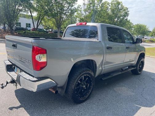 2018 Toyota Tundra SR5