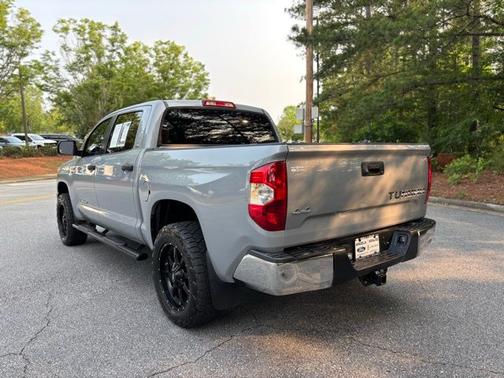 2018 Toyota Tundra SR5