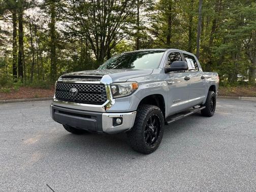2018 Toyota Tundra SR5