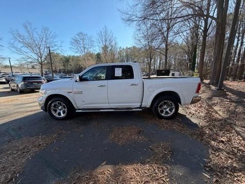 2017 RAM 1500 LARAMIE