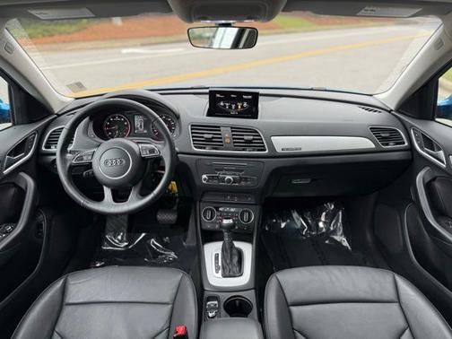 2017 Audi Q3 2.0T QUATTRO PREMIUM