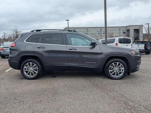 2022 Jeep Cherokee LATITUDE LUX