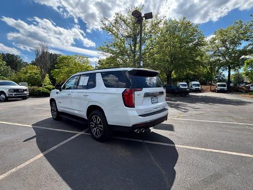 2022 GMC Yukon AT4