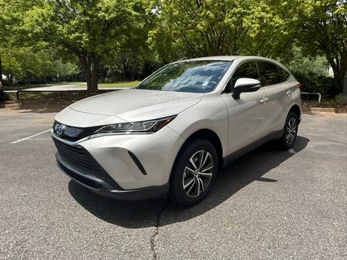 2022 Toyota Venza LE