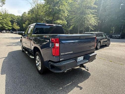2019 Chevrolet Silverado 1500 CUSTOM