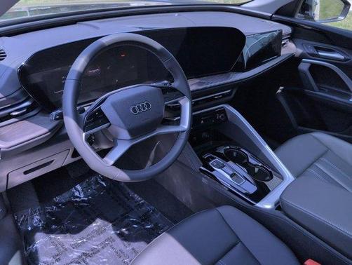 2025 Audi Q5 2.0T quattro Premium