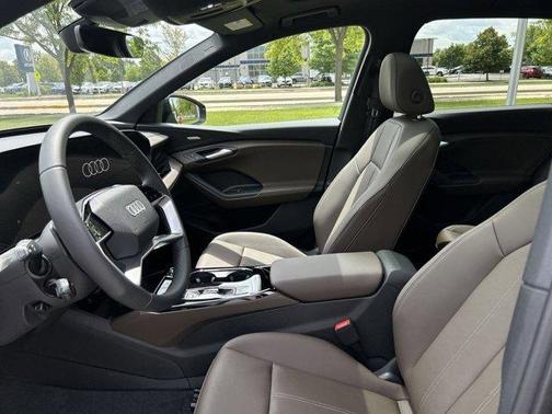 2025 Audi Q6 e-tron Premium