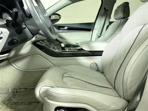 2017 Audi S8 4.0T Plus