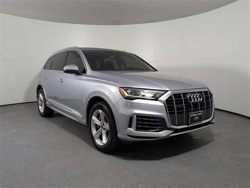 2022 Audi Q7 55 Premium