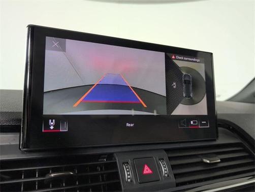 2022 Audi Q5 45 S line quattro Premium