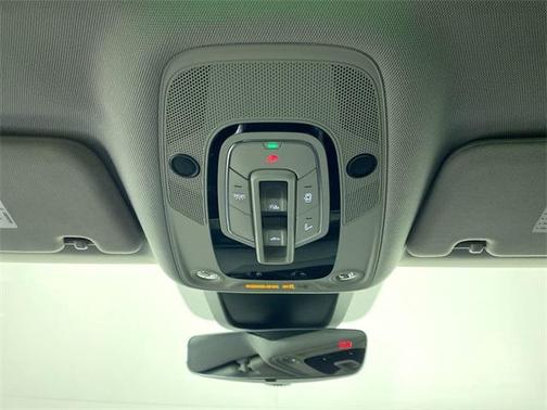 2022 Audi e-tron Premium Plus