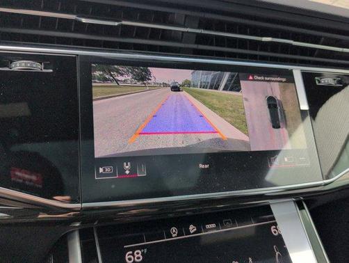 2025 Audi Q8 Premium Plus
