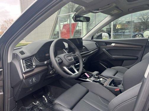 2025 Audi Q5 55 S line quattro Premium