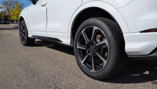 2025 Audi Q3 45 S line Premium