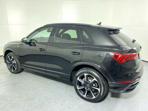 2025 Audi Q3 45 S line Premium