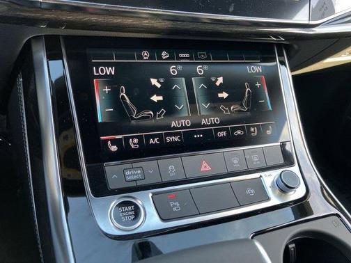 2025 Audi Q8 Premium Plus